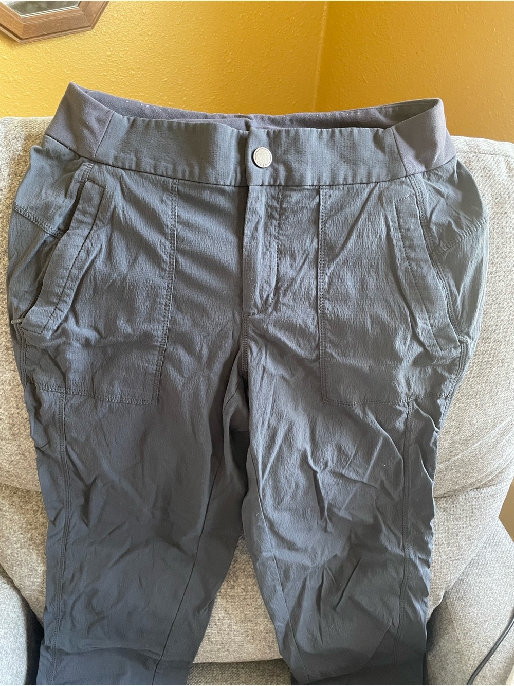 Athleta Trekkie Gray